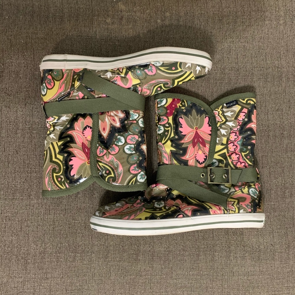 Unique Sporto original Hayden rain boots/shoes.